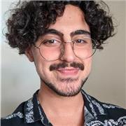 Ofrezco clases flexibles y de mucho diálogo, lo más importantes es lograr clases personalizadas para el/la estudiante